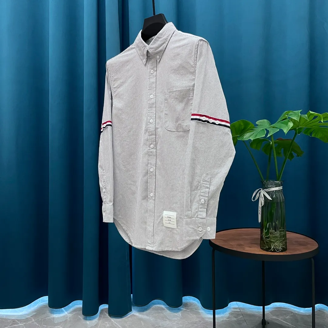 TB➡️ ，Gray 。 Classic TB， , , . , ！ Classic ， , , , TB , , . ， 。 Size：1/2/3/4/5 1 72 98 46 2 74 104 47 3 76 108 48 4 78 112 49 5 80 116 50